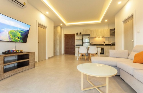 Nai Harn Condo | 2Beds Award Winning Nai Han Beach c126