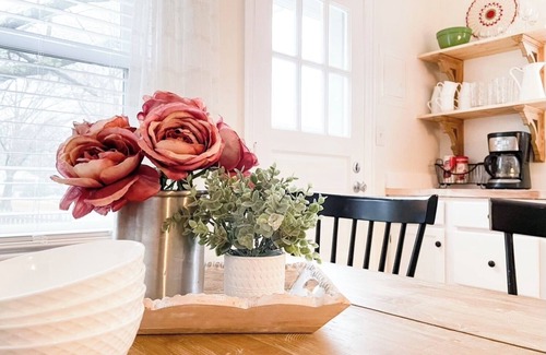 Greensboro House | 2BR 1BA Furnished House King Bed Long Stays & Pets OK