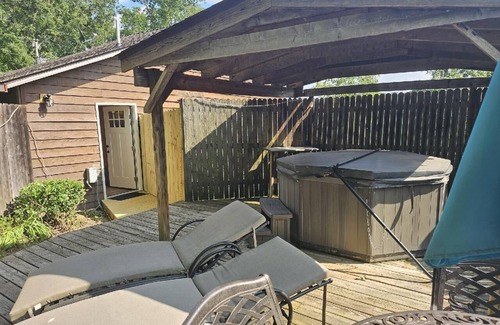 Nashville Cottage | 2BR, 2BA cottage