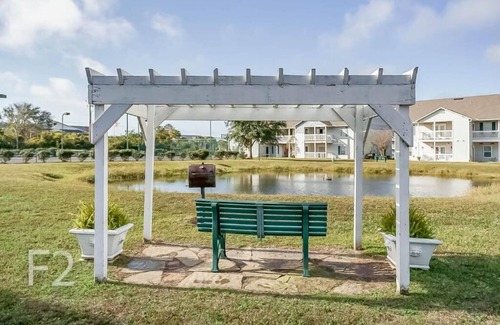 Gulf Shores Condo | 2br/2ba Full Condo w/Pool & Gym, Sleeps 6