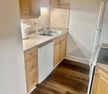 Downtown Atlanta House | 2BR 2BA in Downtown Hotel District