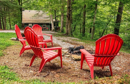 Nashville Cabin | 2BR , 2BA Log Cabin