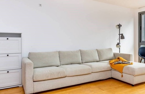 Provencals del Poblenou Apartment | 2BR - 2BH APARTMENT CLOSE to the BEACH