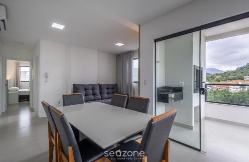 Morretes Apartment | 2BR Apt w/balcony near the sea MTS1503