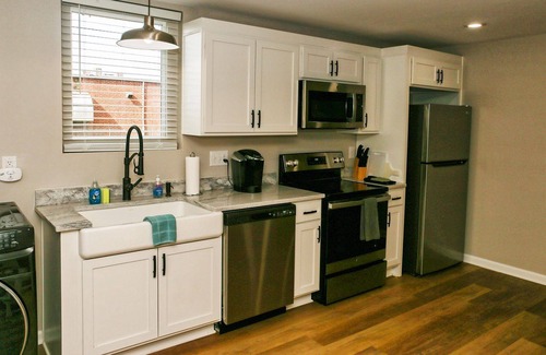 Maiden House | 2BR at West Pine Street