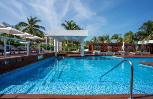 Playa Mujeres Apartment | 2BR Beachfront Exclusive Condo w/Top Features
