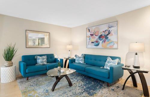 Cloisters House | 2BR Biltmore Bliss Condo with Heated Pool, Hot Tub and More