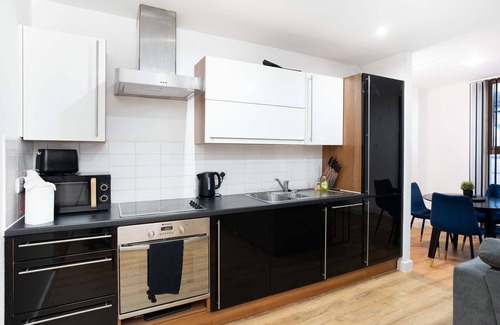 Sheffield City Centre Apartment | 2br-city Centre-modern
