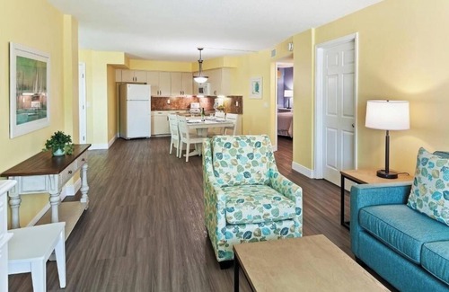 Ormond Beach Resort | 2BR City Condo – Kitchen, Pool Access & Family-Friendly Amenities Included