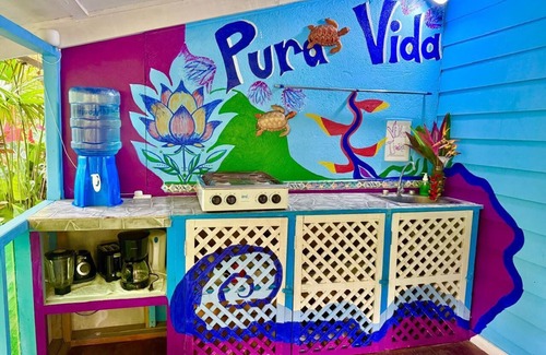 Puerto Viejo de Talamanca Cabin | 2BR Complete Cabin on Beach Punta UVA Family Fun Bunk Bed