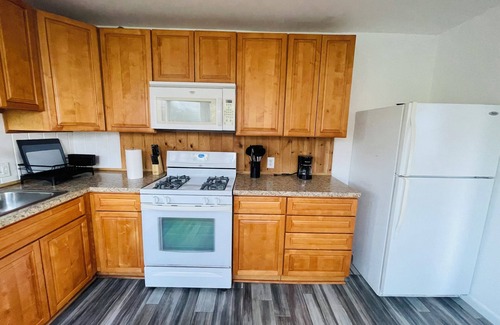 Elkins Park Apartment | 2BR Cottage House in Elkins Park