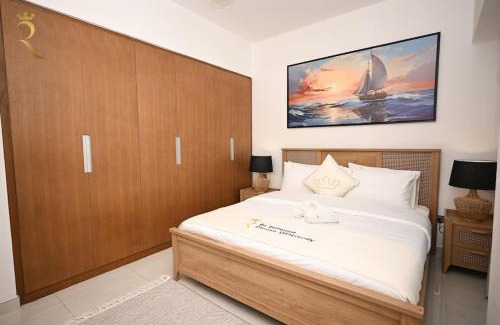 Al Raha Beach Apartment | 2BR Enchanted Hideaway in Al Raha - Pool, Gym, and Relaxing Stay Near Yas Island