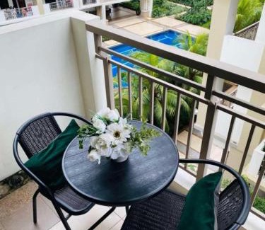Paranaque Apartment | 2BR FREE PARKING Calathea Place