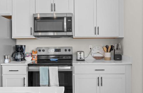 Chattanooga Apartment | 2BR Gem in Chattanooga Southside at the Poplin