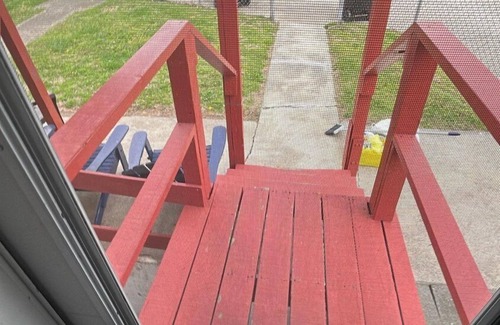 Louisville House | 2BR Home with 3 beds!