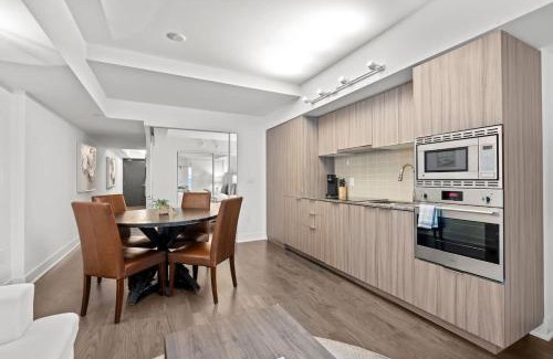 Bay Cloverhill Apartment | 2BR Modern Condo with City Skyline Views & Pool