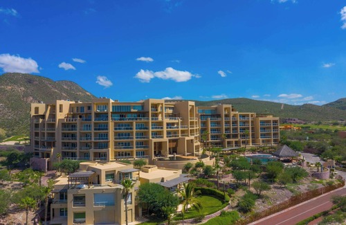 La Paz Apartment | 2BR Ocean View & Private Terrace at Vistamar