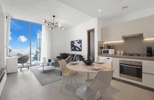 Dubai Apartment | 2BR Retreat Creek Vistas w scenic views