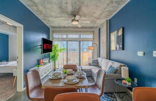 Evans Churchill Apartment | 2BR Roosevelt Row Gym Pool Parking Sleeps 8