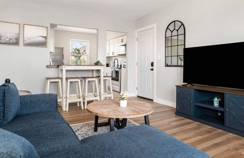 Cottage Line Apartment | 2BR Sand Dune Suite | Beach | Pool | Balcony