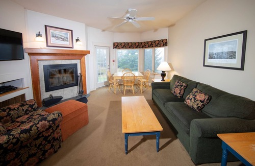 Ludlow Condo | 2br Solitude -ski-in, Ski-out Access To Promenade Trail 2 Bedroom Condo by RedAwning