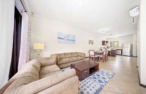 Gold Coast House | 2BR Townhome w/Balcony! *near Aruba beaches*