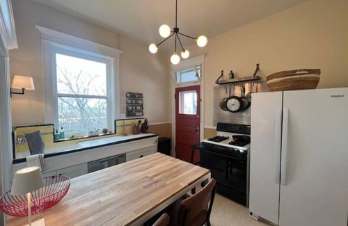 Lower Avenues House | 2BR Victorian Charm Mountain View Home
