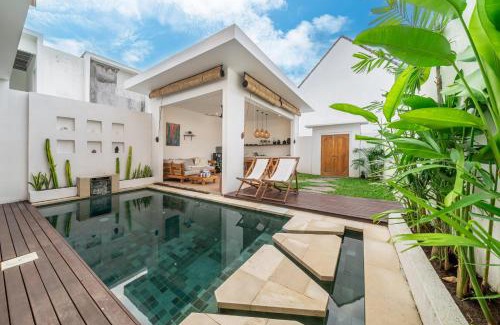 Padangsambian Klod Villa | 2BR Villa with 2m pool, close to semiyak
