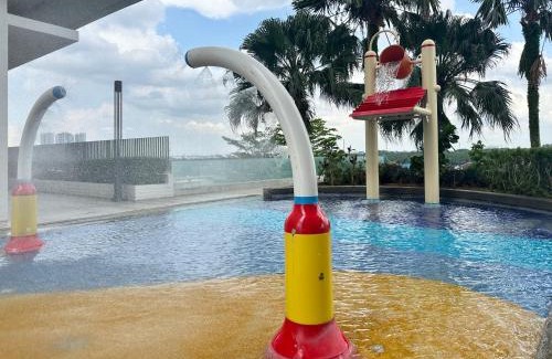 Central District Apartment | 2BR WIFI, Mid Valley, Mosaic Southkey, 5-7 pax, 7 mins to CIQ