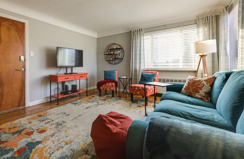 Mount Healthy Apartment | 2nd-Floor Cincinnati Apartment 15 Mins to Downtown