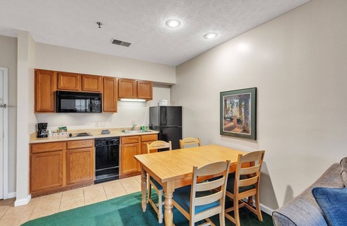 Nashville Condo | 2nd Floor Front Side Suite - 203 by Grand Wood Suites