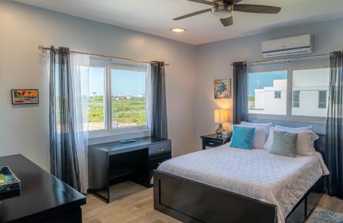 Boca Ciega Apartment | 2nd Floor House