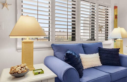 Seagrove Beach Condo | 2nd Floor Studio for 4: Pool + 300 Yards to the Beach
