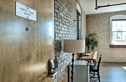 Hickory House | 2nd Street Inn Room #8