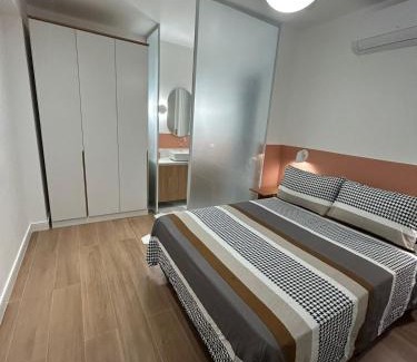 Zona Sul Apartment | 2Qtos, Newly Renovated, Botafogo Mall and Beach