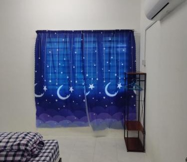 Bota House | 2storey Asraf's homestay