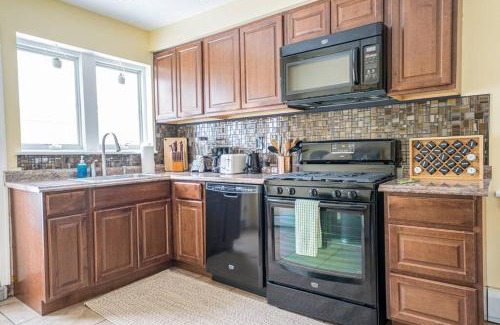 Atlantic City House | 2Units 4BR 3BA Cape Cod Designer House
