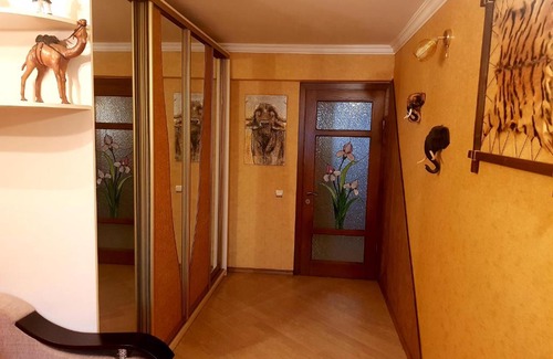 Mariupol Apartment | 3-комнатные апартаменты в центре города