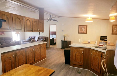 Reed Creek House | 3-074 Songbird/Sleeps 6/Private Covered Dock/WiFi/Pets Welcome Lakefront
