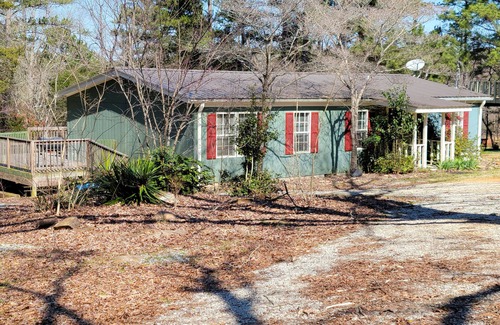 Reed Creek House | 3-074 Songbird/Sleeps 6/Private Covered Dock/WiFi/Pets Welcome Lakefront