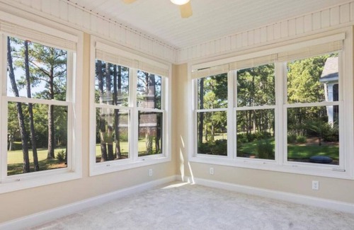 McCormick House | 3/2 house on Tara Golf Course in charming McCormick with WiFi, fitness room, AC