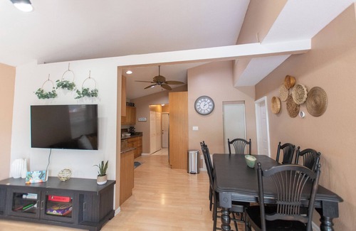 Disston Heights House | 3/2 Single Family Home - 15 Min to DTSP or Beaches
