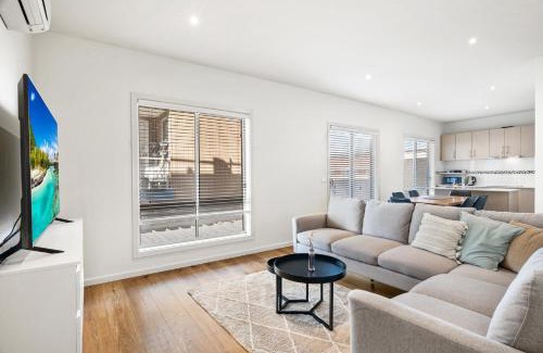 Kensington Apartment | 3 7-9 Rankins Rd Kensington VIC 3031