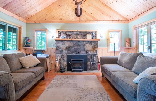 Bracebridge Cottage | 3 Acre Private Island on Quiet Muskoka Lake
