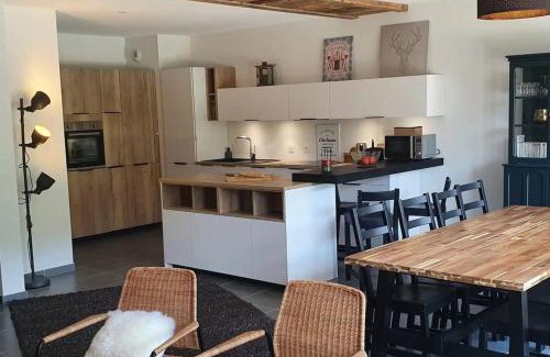 Saint-Jean-de-Sixt Apartment | 3 apartment with terrace in the village