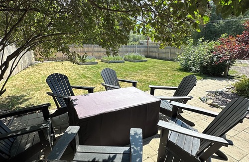Columbia Falls House | 3 bd 3 ba Columbia Falls vacation home 15 miles from Glacier National Park