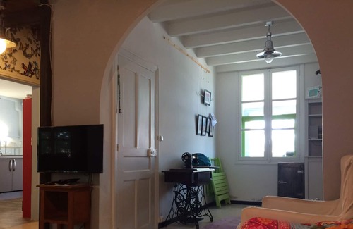 Les Cabanes de Fleury House | 3 bd beach house with sea views + pool walk to beach