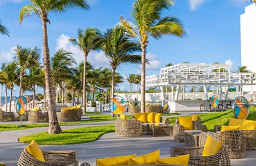 Punta Sam Apartment | 3 BDRM BEACH ROOFTOP PENTHOUSE/LIMOUSINE SERVICE