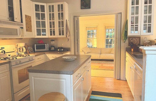 West Cape May House | 3 bdrm home with lots of space, 15 min walk through Nature Conservancy to beach