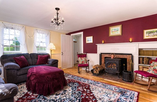 Weston Other | 3 bdrm Stillwater Farmhouse near 4 ski resorts